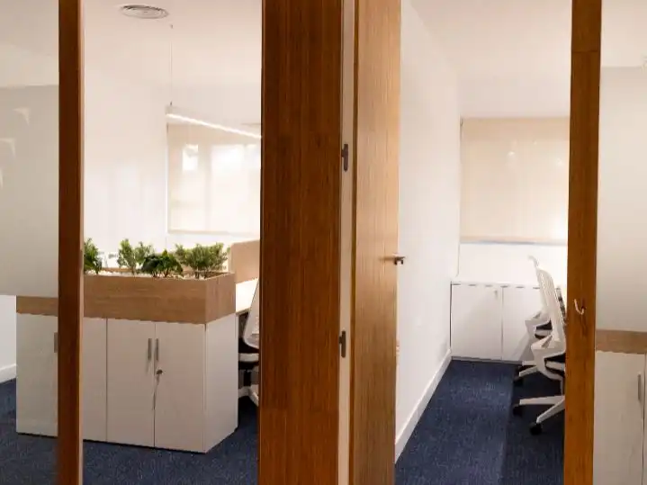 Office for rent in Madrid  with Air Conditioner, Heating and Furnished