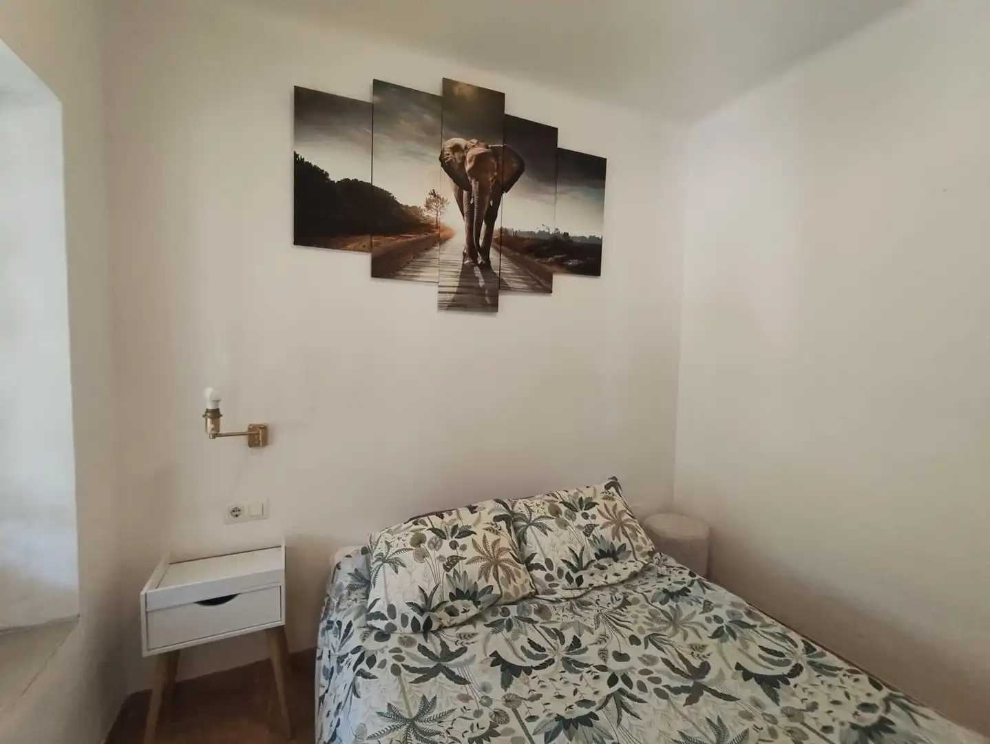 Dormitori de Pis en venda en Santa Susanna amb Terrassa i Piscina comunitària