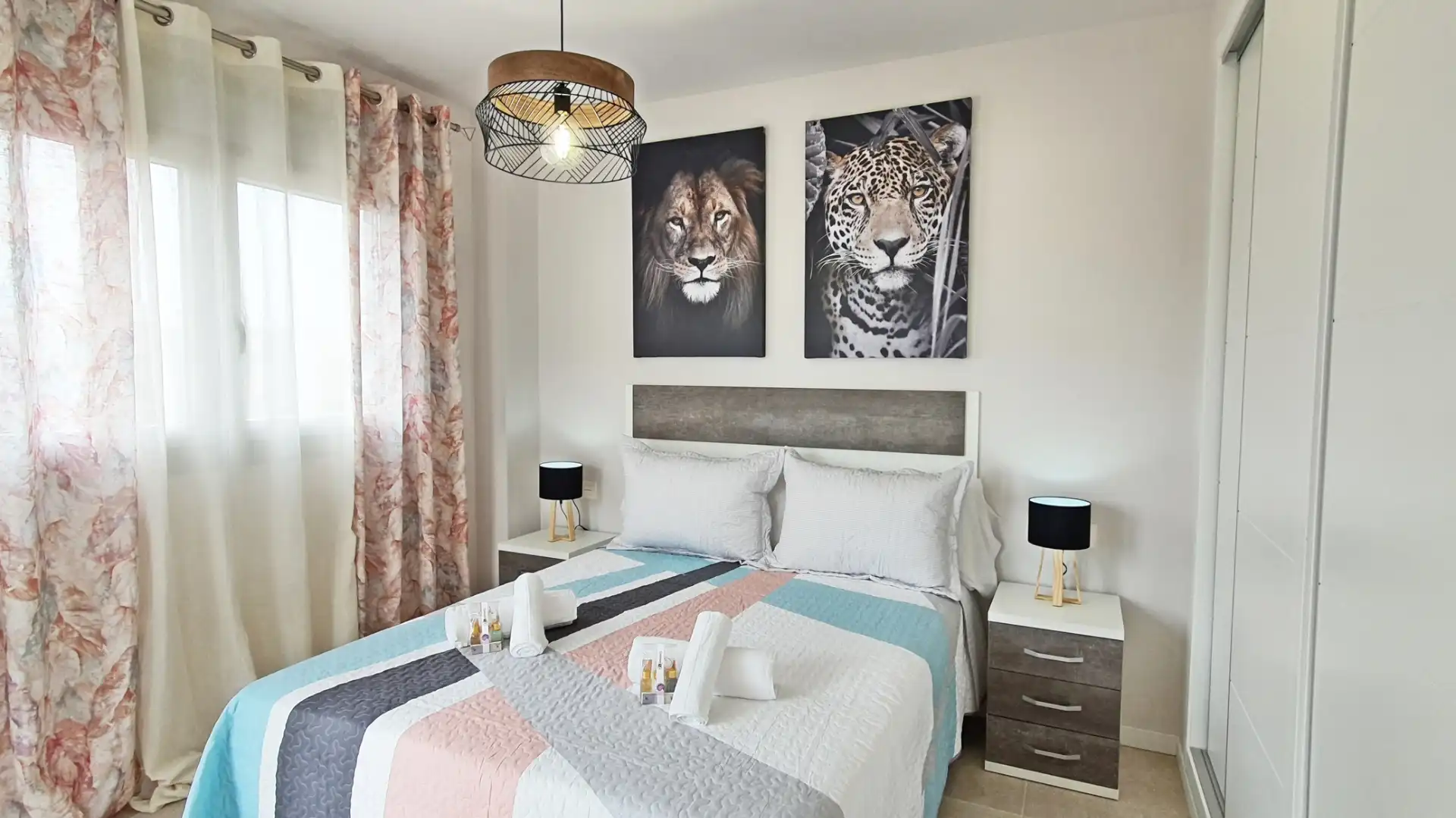 Habitación de Apartamento de alquiler en Oliva con Aire acondicionado, Calefacción y Terraza