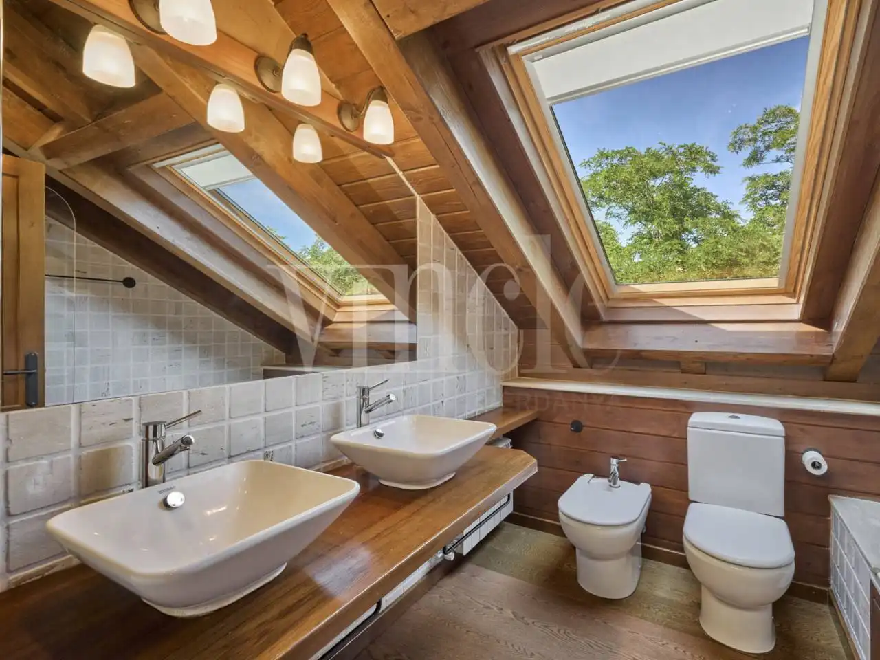 Bathroom of Duplexes for sale in Puigcerdà  with Heating, Parquet flooring and Terrace