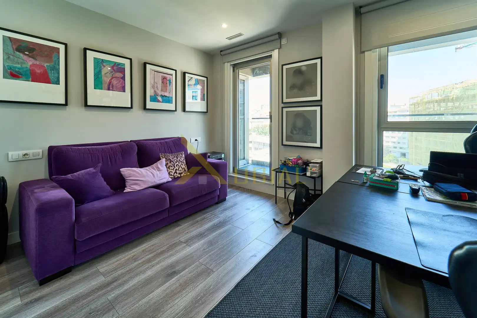 Living room of Flat for sale in A Coruña Capital   with Storage room, Furnished and Balcony