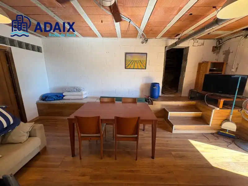 Casa adosada en venda a Roda de Berà