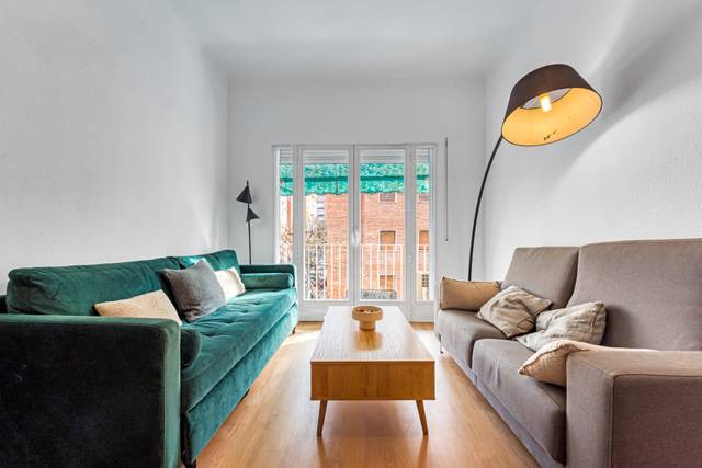 Piso en Alquiler en Calle de Andrés Mellado, 81 en Vallehermoso