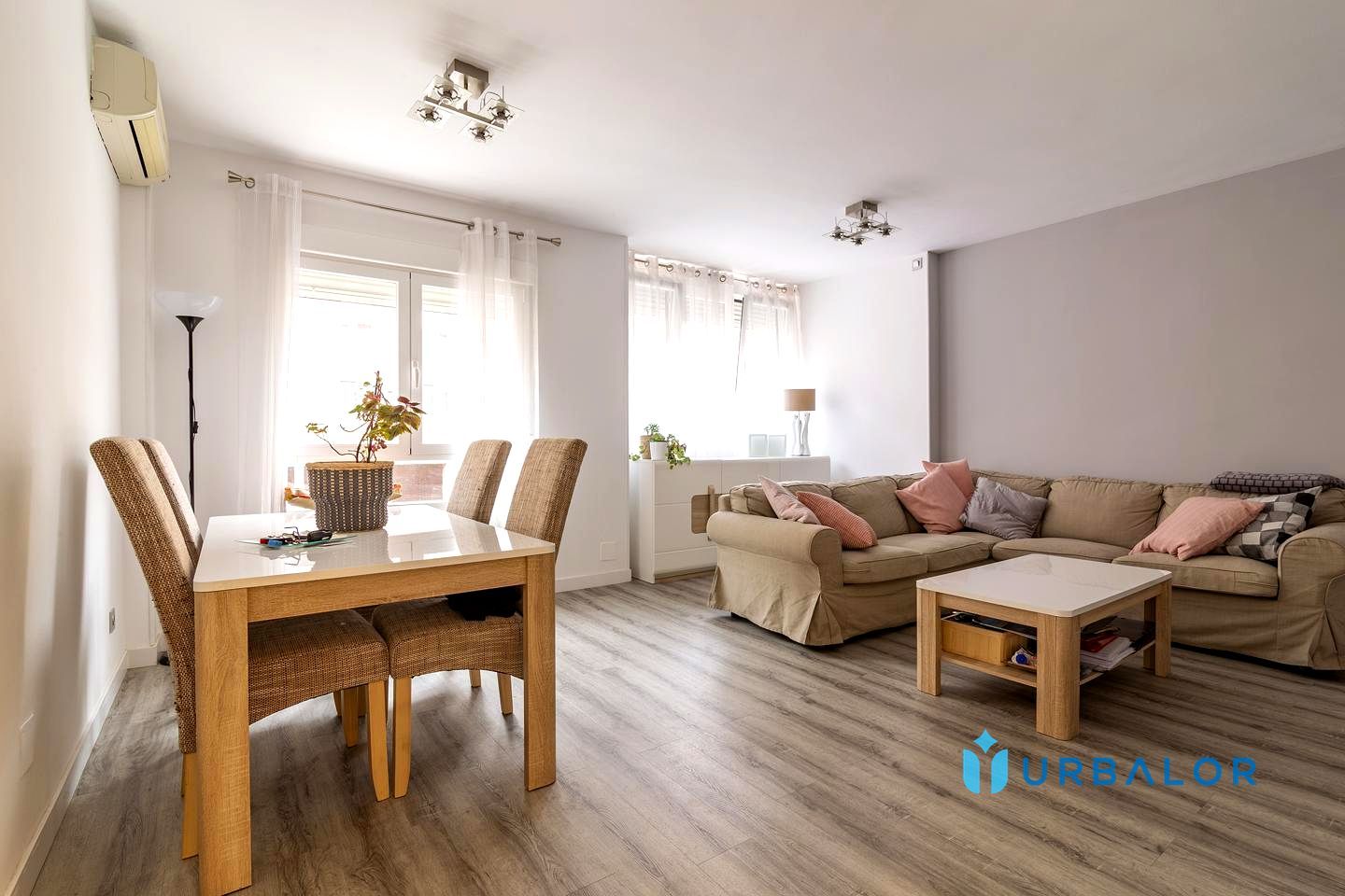 Duplex for sale in Juan Ramón Jiménez, Prado Santo Domingo - Ensanche