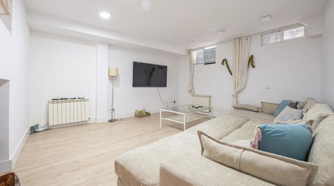 Foto 2 de Dúplex en venta en C. del Ágave, Valdeacederas, Madrid Capital