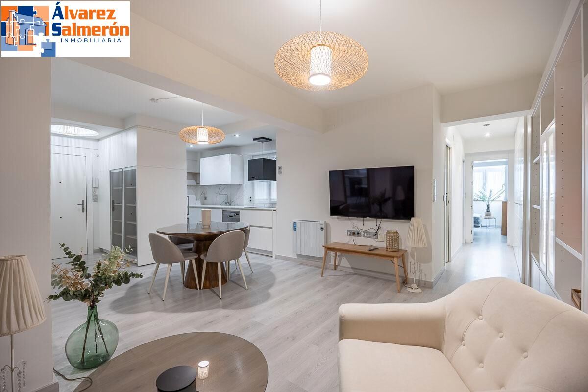 Living room of Flat for sale in  Granada Capital  with Heating