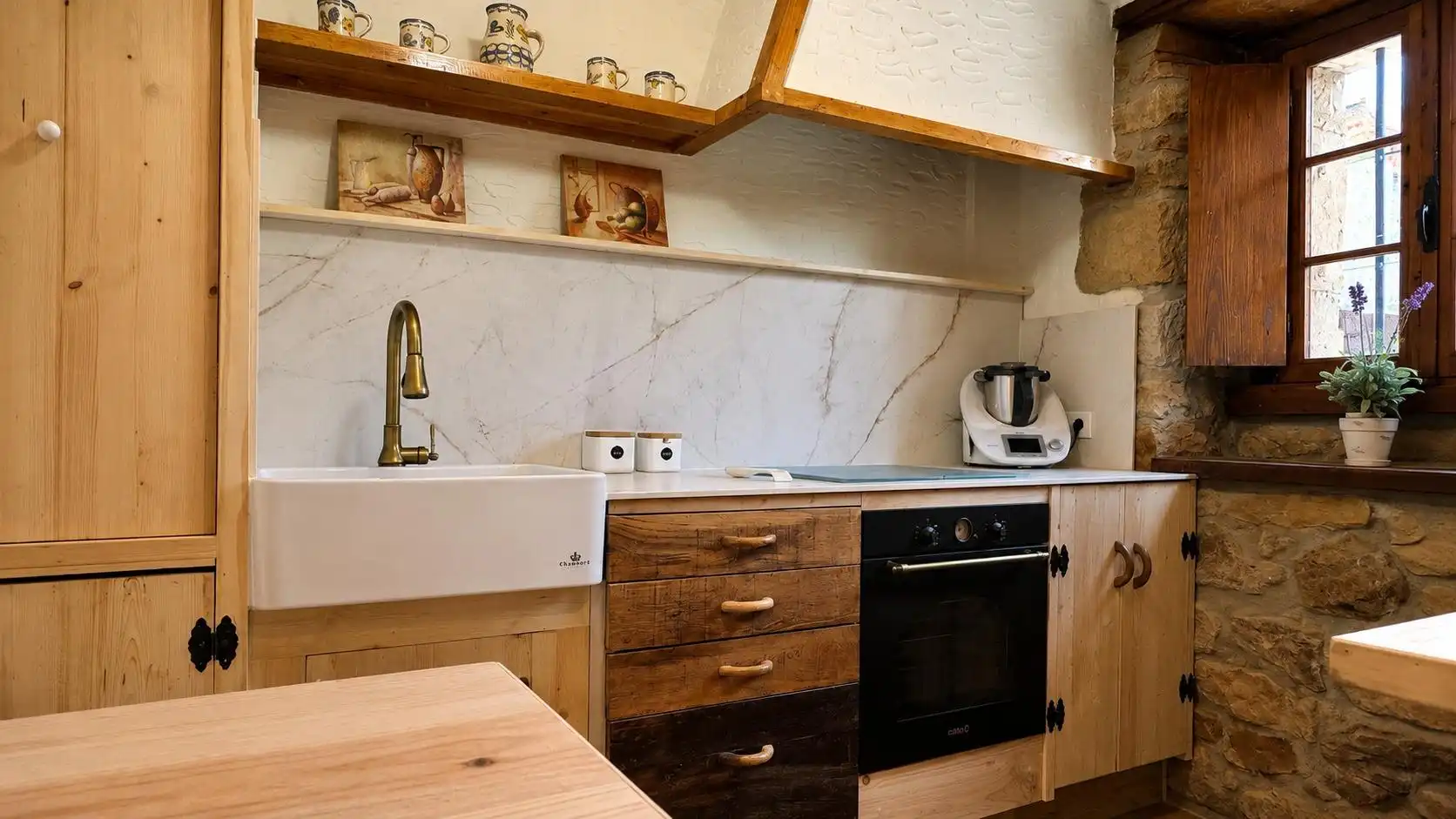 Cocina de Casa o chalet en venta en Comillas (Cantabria) con Calefacción, Jardín privado y Terraza