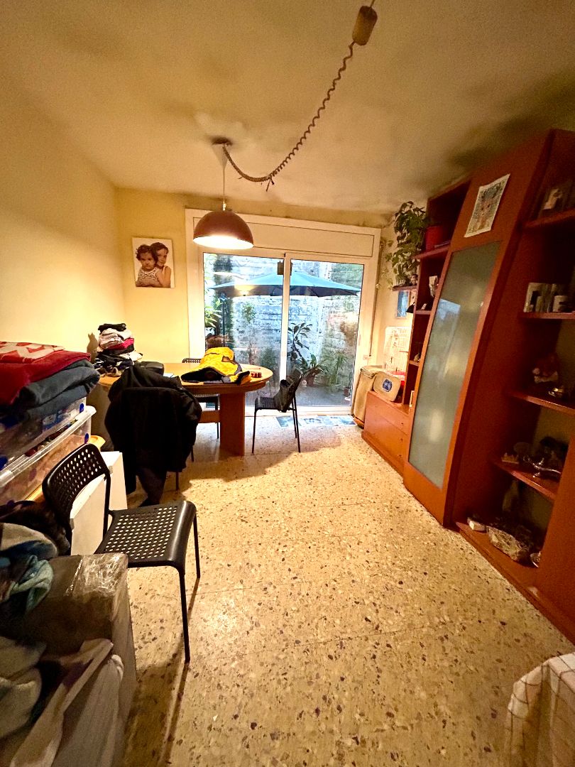 Piso en venta en  Barcelona Capital con Terraza y Amueblado