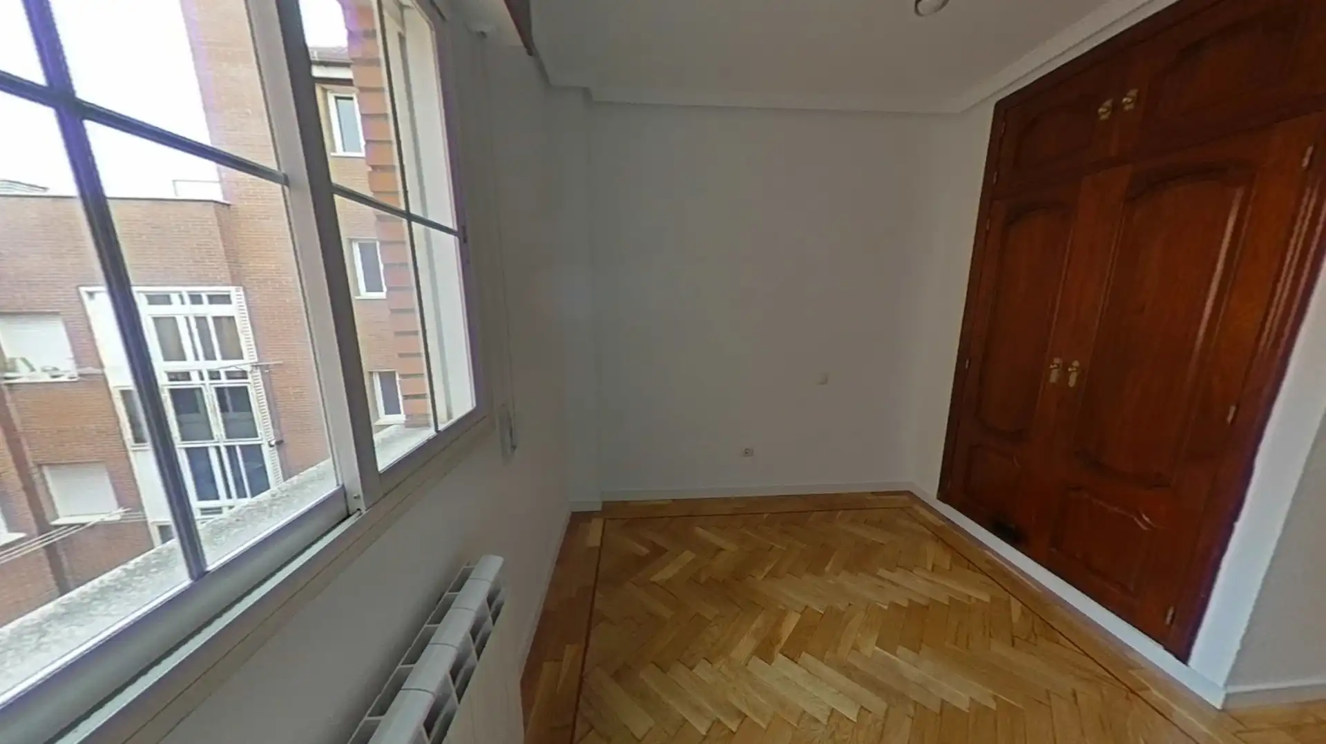 Habitación de Dúplex en venta en San Sebastián de los Reyes con Calefacción, Terraza y Trastero