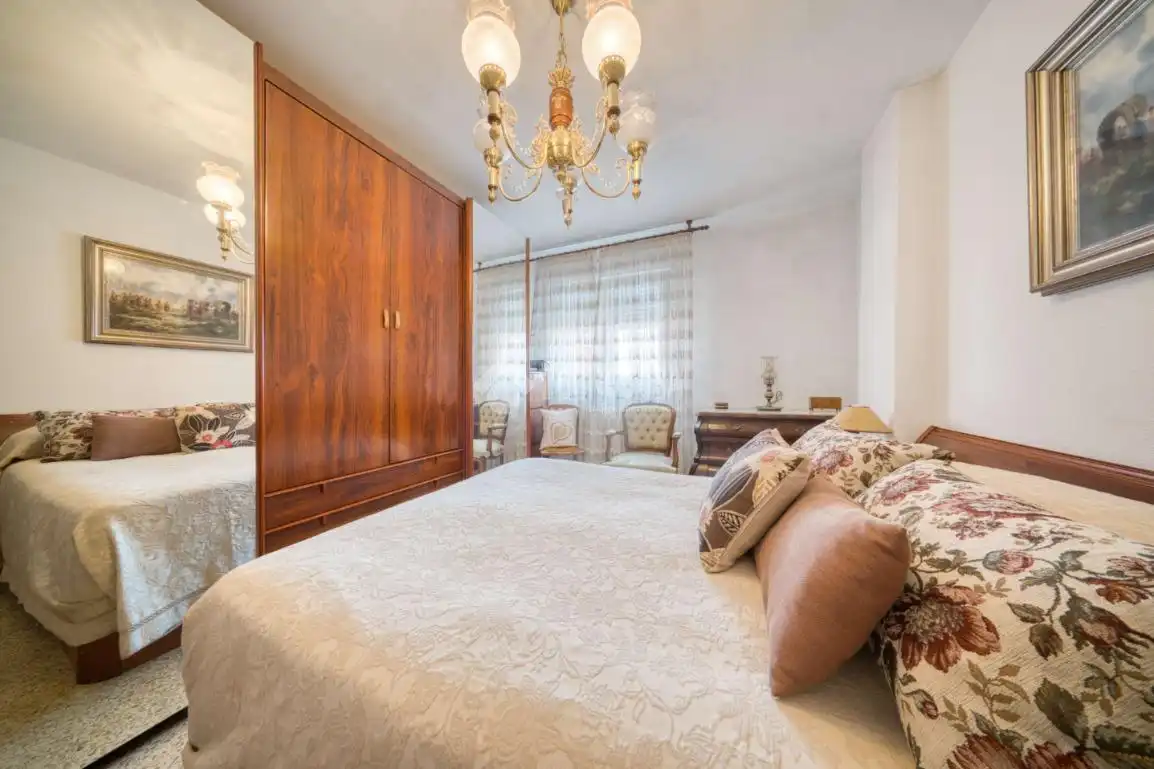 Habitación de Piso en venta en Valladolid con Calefacción