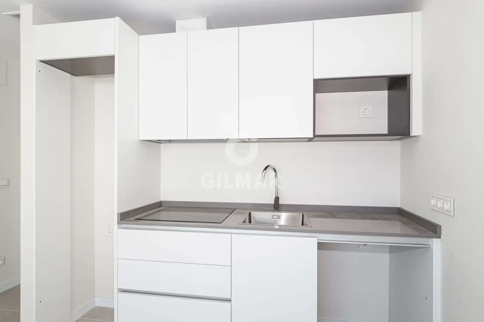 Kitchen of Attic for sale in Sevilla  with Heating, Storage room and Swimming Pool