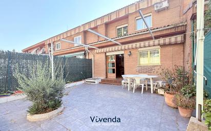 Jardí de Casa adosada en venda en Fuenlabrada amb Calefacció, Jardí privat i Terrassa