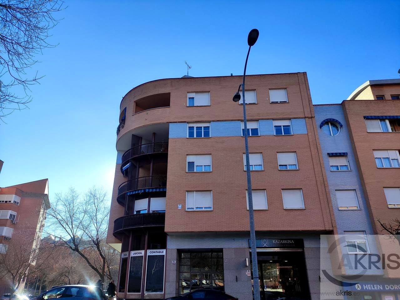 Exterior view of Flat for sale in  Toledo Capital  with Air Conditioner, Terrace and Storage room