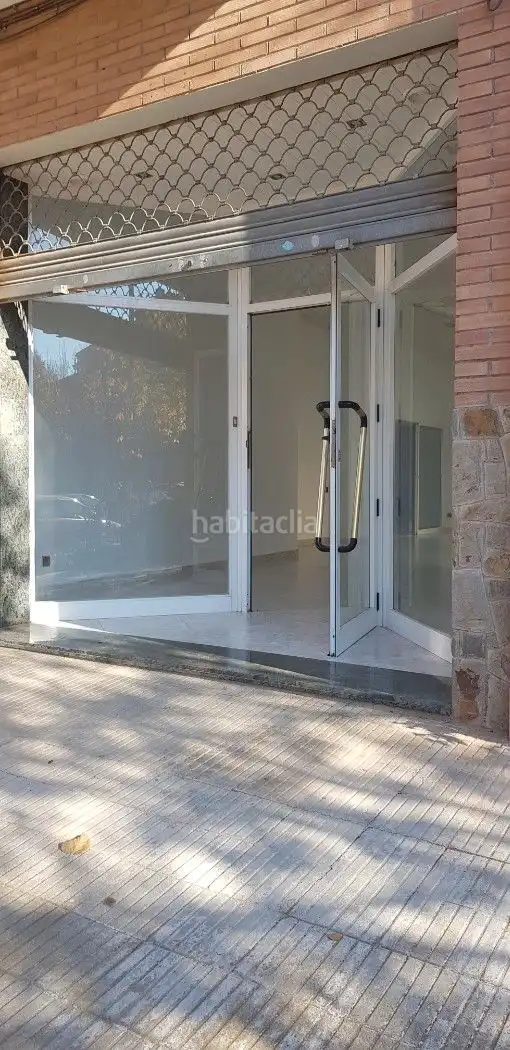 Local comercial de lloguer a Carrer d' Anna Mogas 51, imagen 2