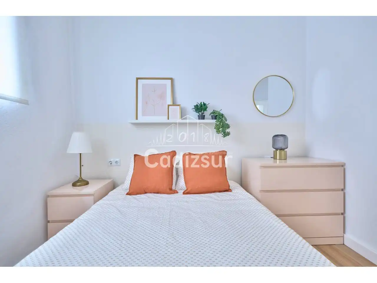Habitación de Piso en venta en Cádiz con Trastero y Amueblado