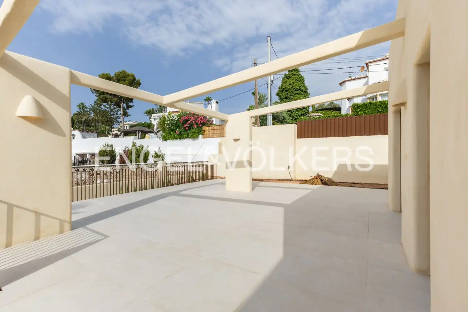 Terrace of Houses for sale in Jávea / Xàbia  with Air Conditioner, Heating and Private garden