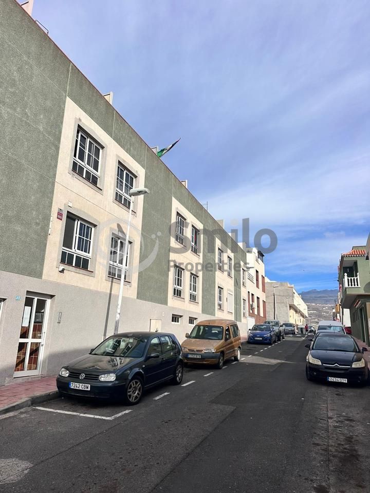 Außenansicht von Erdgeschoss zum Verkauf in San Miguel de Abona mit Terrasse und Möbliert