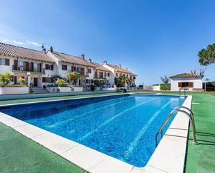 Piscina de Casa adosada en venda en Cabrera de Mar amb Aire condicionat, Terrassa i Piscina