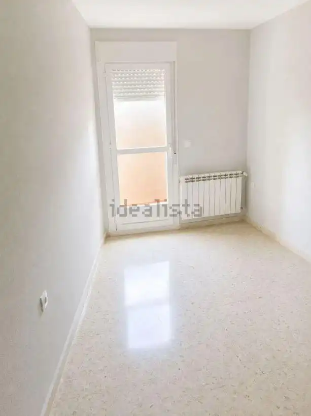 Habitación de Piso en venta en Cáceres con Calefacción y Terraza