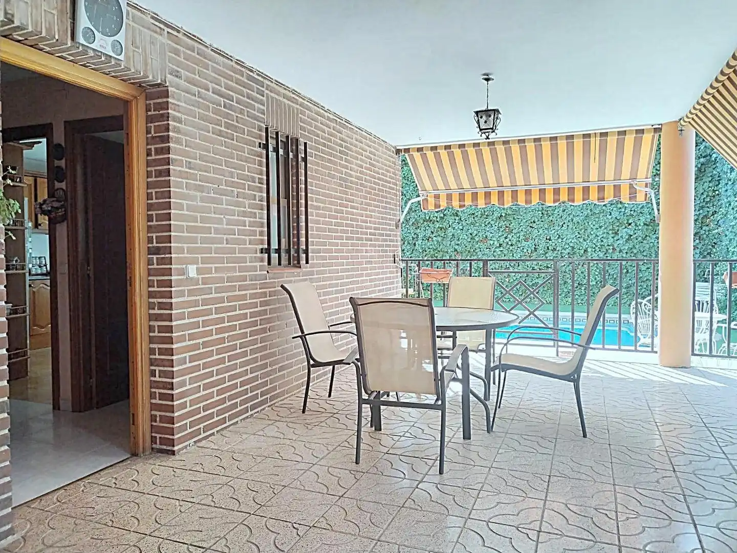 Terrace of Detached homes for sale in Los Villares