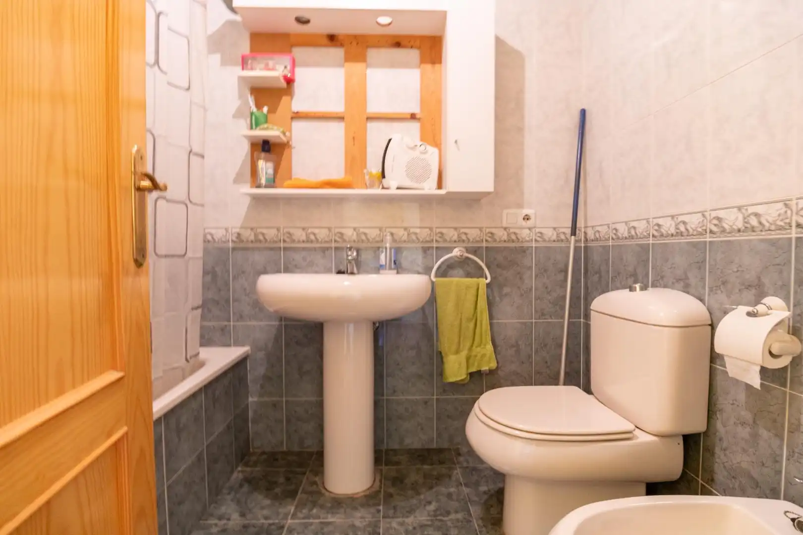 Bathroom of Houses for sale in Pechina  with Air Conditioner, Terrace and Balcony