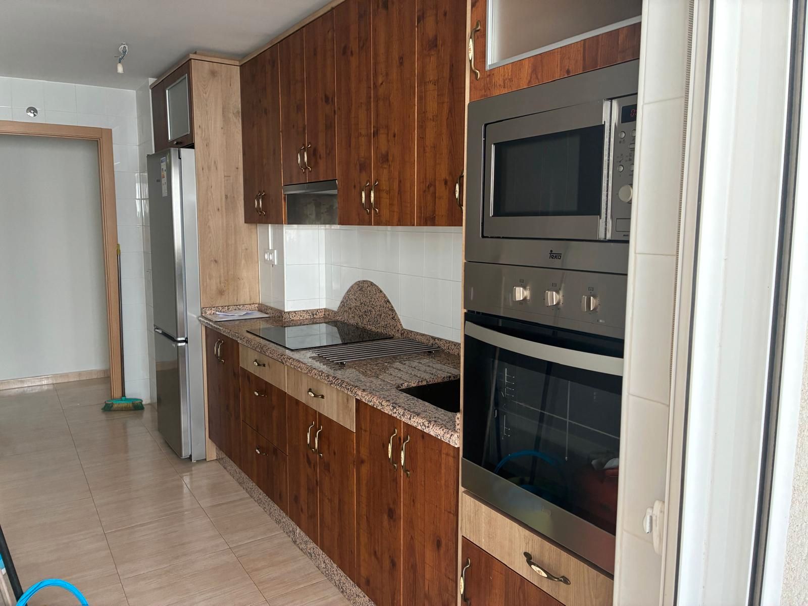 Kitchen of Flat for sale in Plasencia  with Terrace, Furnished and Oven
