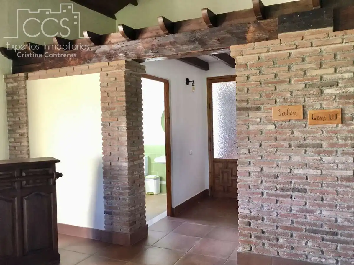 Finca rústica en venda en El Pedroso amb Traster, Piscina i Moblat