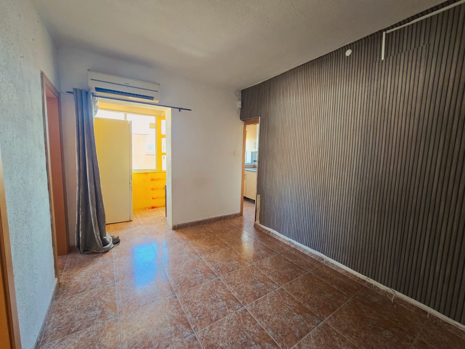 Dormitori de Pis en venda en  Tarragona Capital amb Aire condicionat, Forn i Rentadora