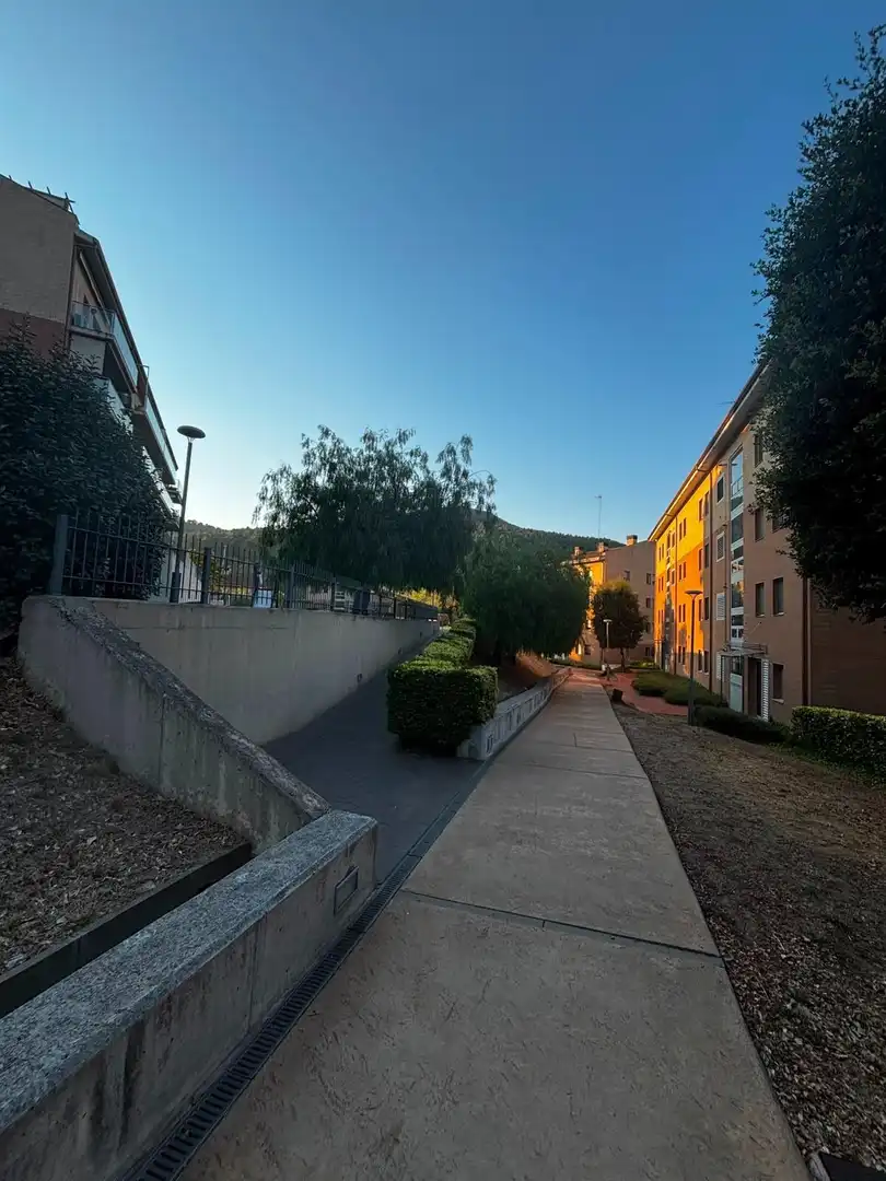Vista exterior de Pis en venda en Corbera de Llobregat amb Aire condicionat, Calefacció i Jardí privat