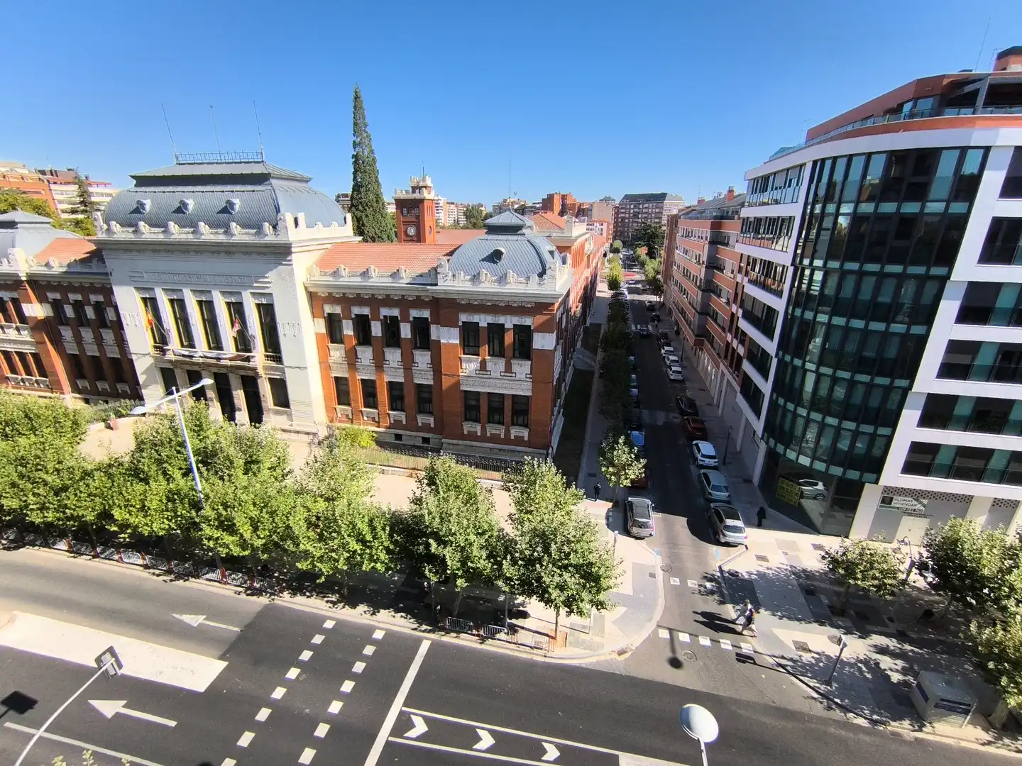 Außenansicht von Wohnung zum Verkauf in Palencia mit Heizung, Terrasse und Ofen