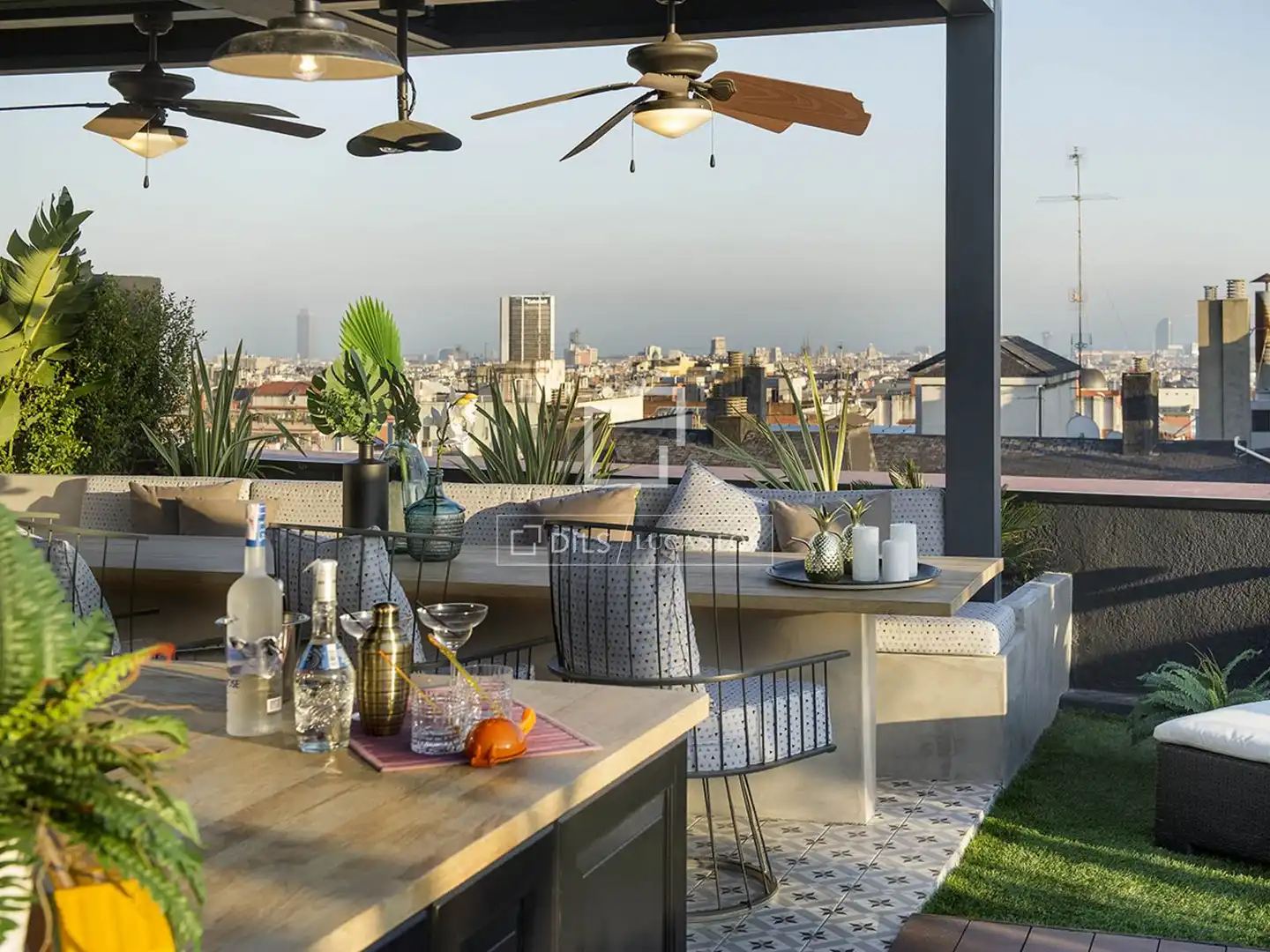 Terrace of Attic for sale in Barcelona  with Air Conditioner, Heating and Parquet flooring