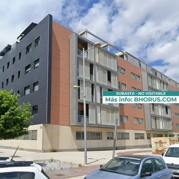 Vista exterior de Pis en venda en Armilla amb Jardí privat i Piscina