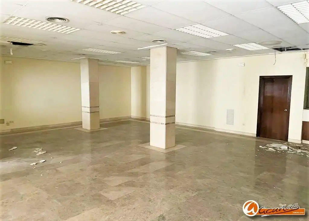 Local comercial en alquiler en Calle Infante Don Fernando, imagen 5