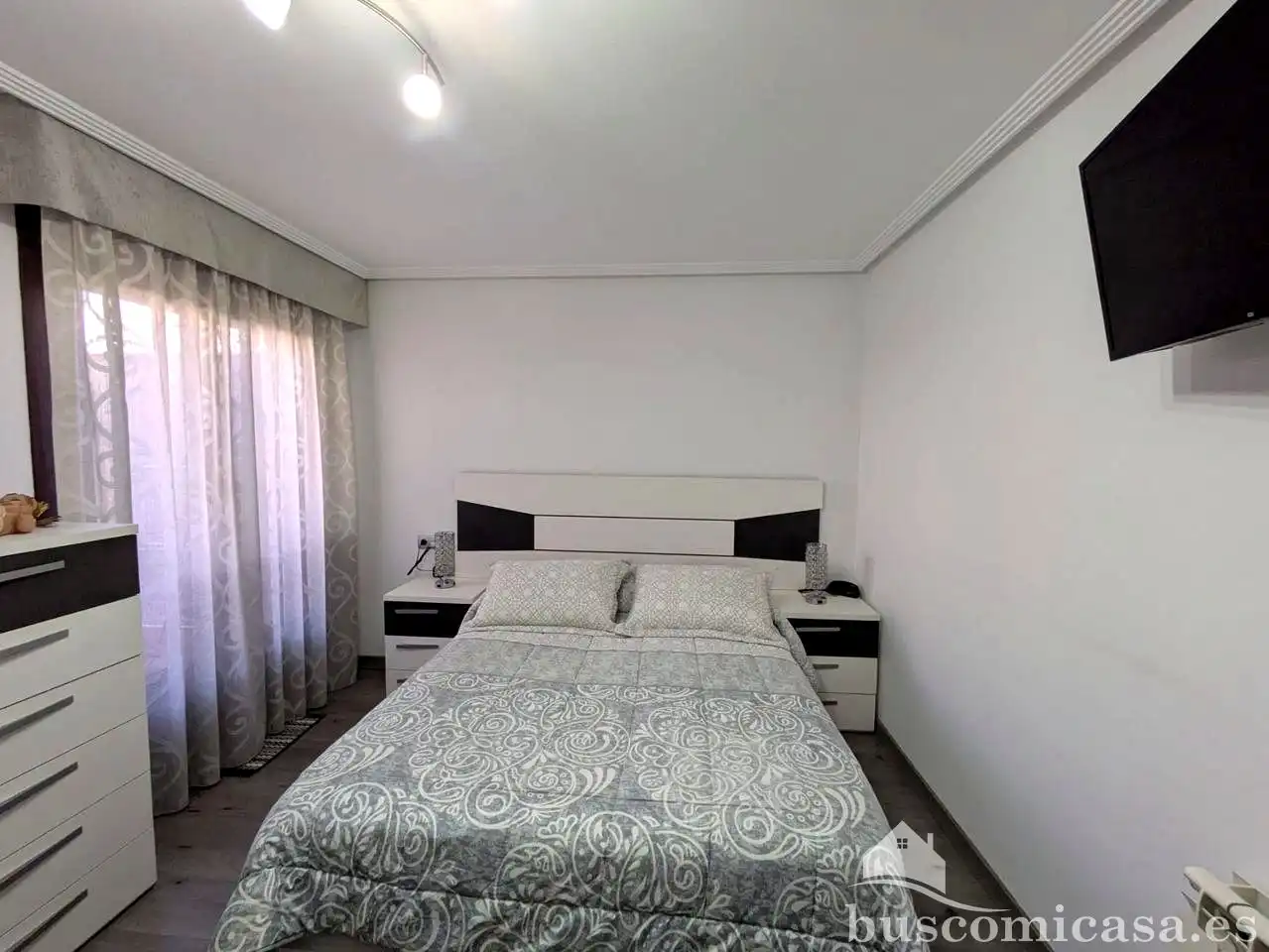 Bedroom of Flat for rent in Linares  with Air Conditioner, Terrace and Furnished