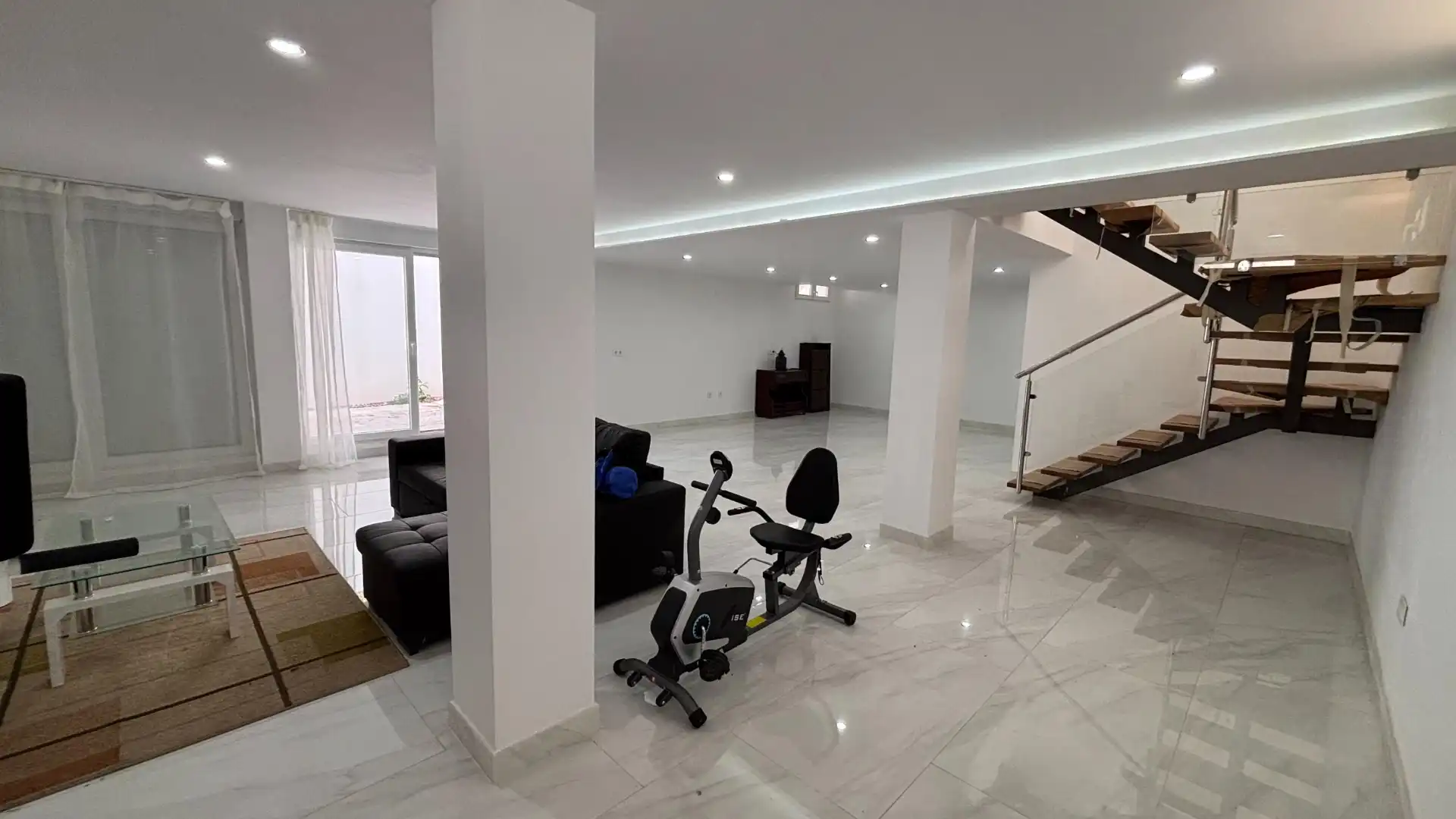 Houses for sale in La Nucia  with Air Conditioner, Heating and Private garden