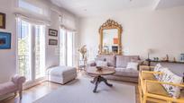 Living room of Apartment for sale in  Madrid Capital  with Air Conditioner, Heating and Storage room