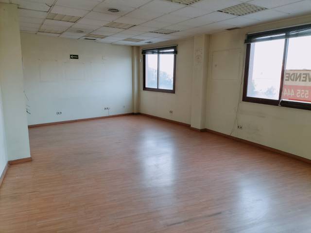 Oficina en Venta en Calle Alcocer, 47 en Villaverde Alto