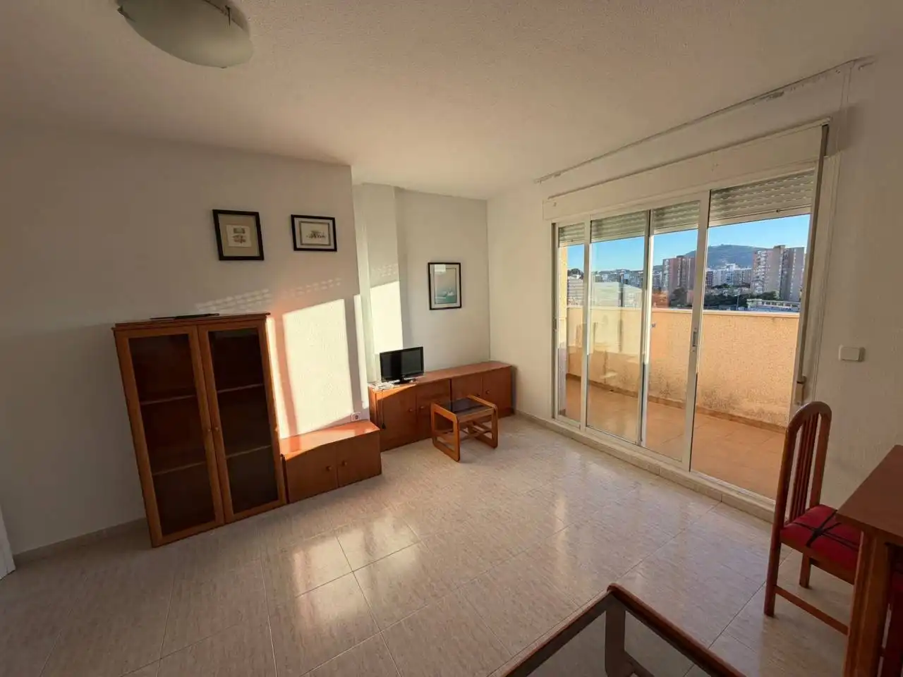 Flat with terrace to rent in Calle Avenida Ronda de La Unión, imagen 2
