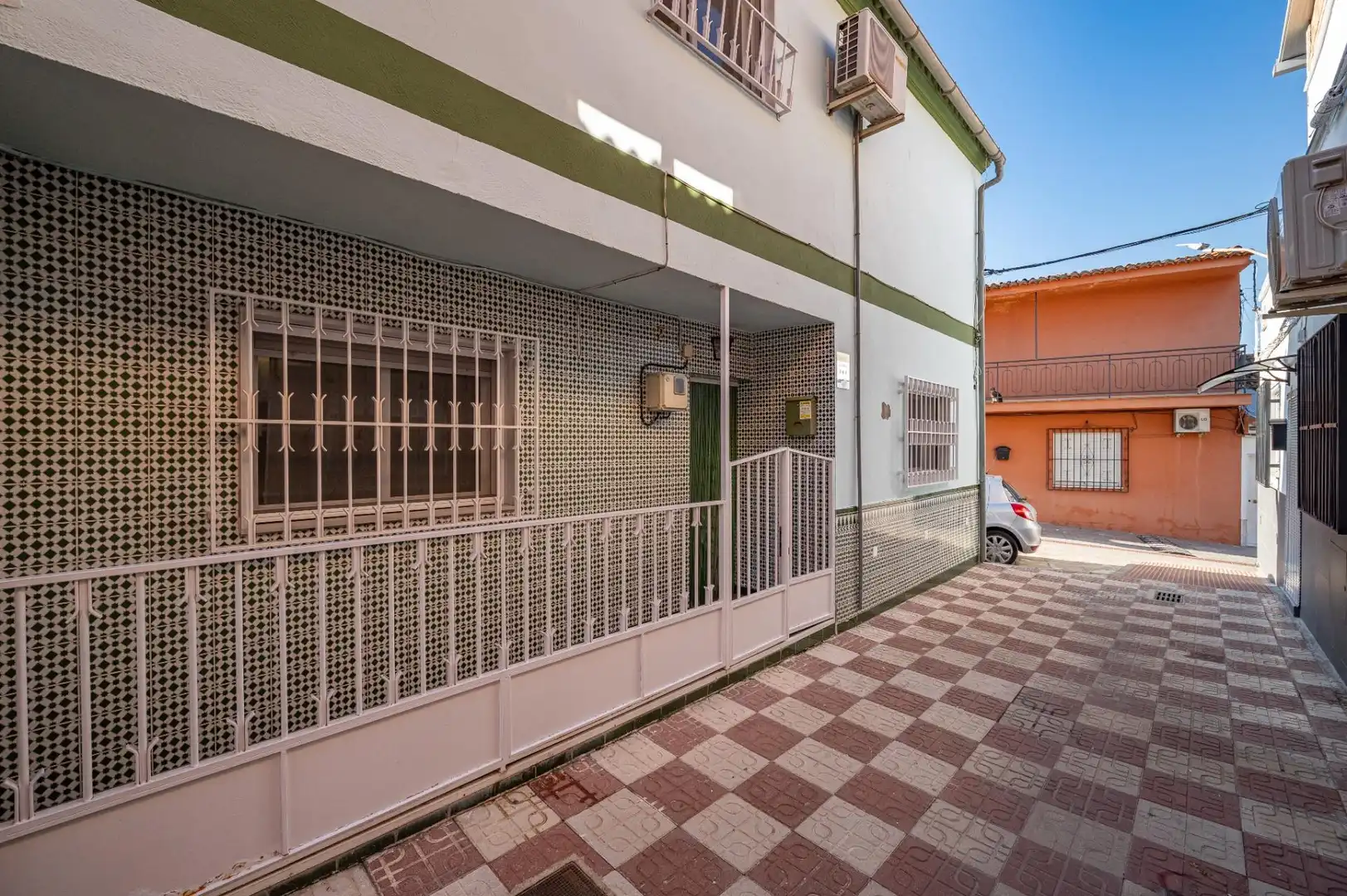 Exterior view of Houses for sale in Atarfe