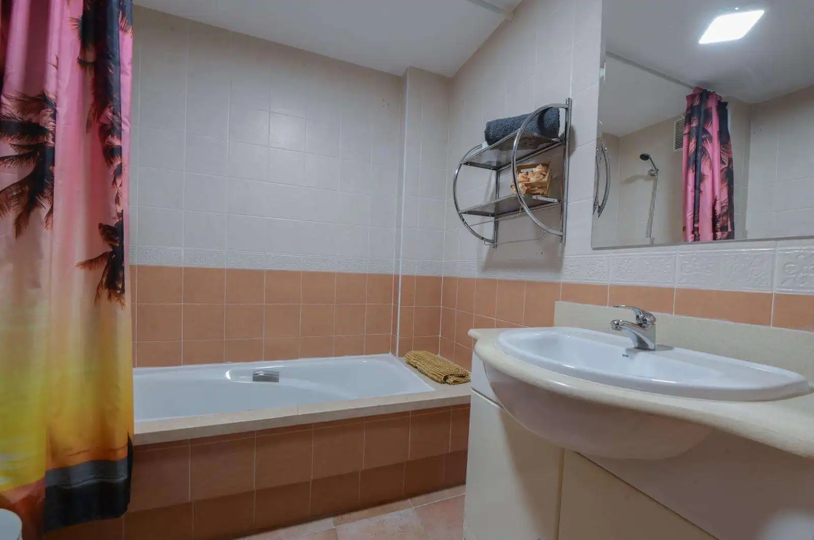 Baño de Apartamento para compartir en Ayamonte con Aire acondicionado, Calefacción y Terraza