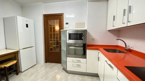 Foto 4 de Piso de alquiler en Karmelo Kalea, Santutxu - Basarrate, Bilbao