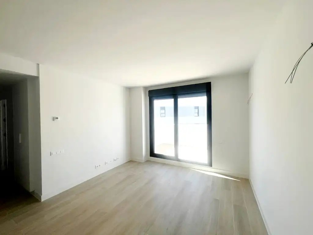 Schlafzimmer von Wohnung zur Miete in Cobeña mit Klimaanlage, Heizung und Terrasse