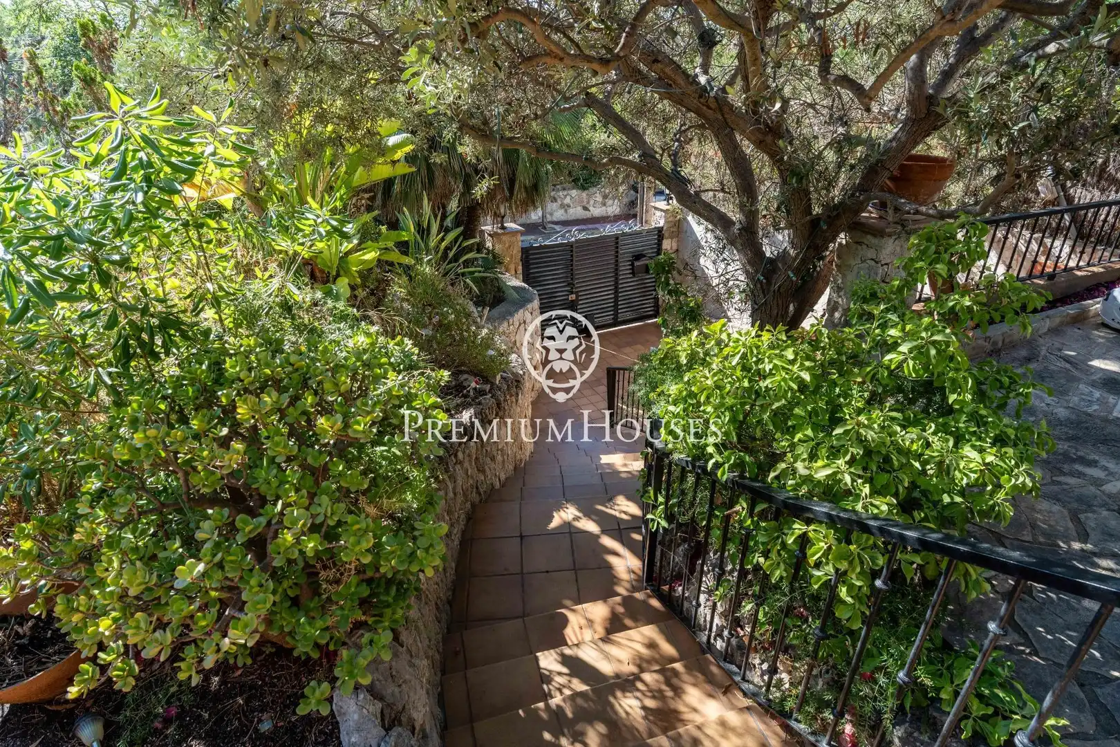 Terrassa de Casa o xalet en venda en Sitges amb Aire condicionat, Calefacció i Jardí privat