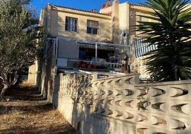 Foto 4 de Casa o xalet en venda a Calle Tomillo, 65, San Crispín - Huerta Nueva-Estación, Elda