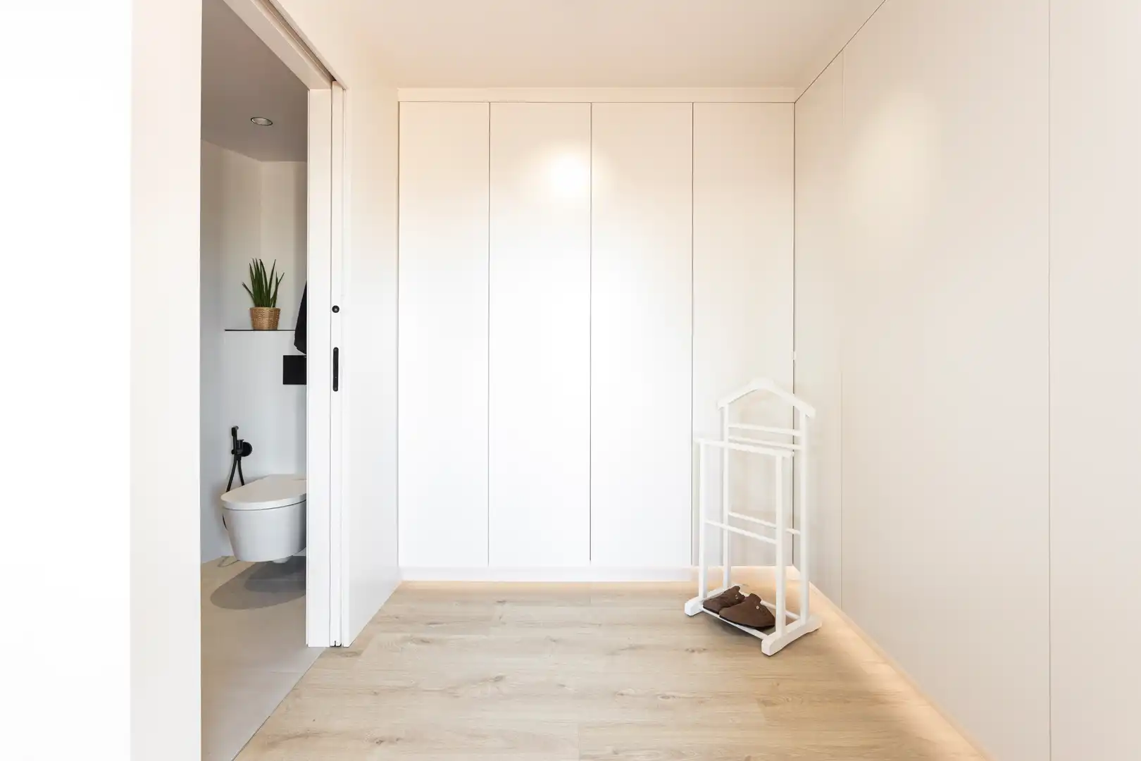 Schlafzimmer von Dachboden zum Verkauf in Figueres mit Klimaanlage, Heizung und Parkett