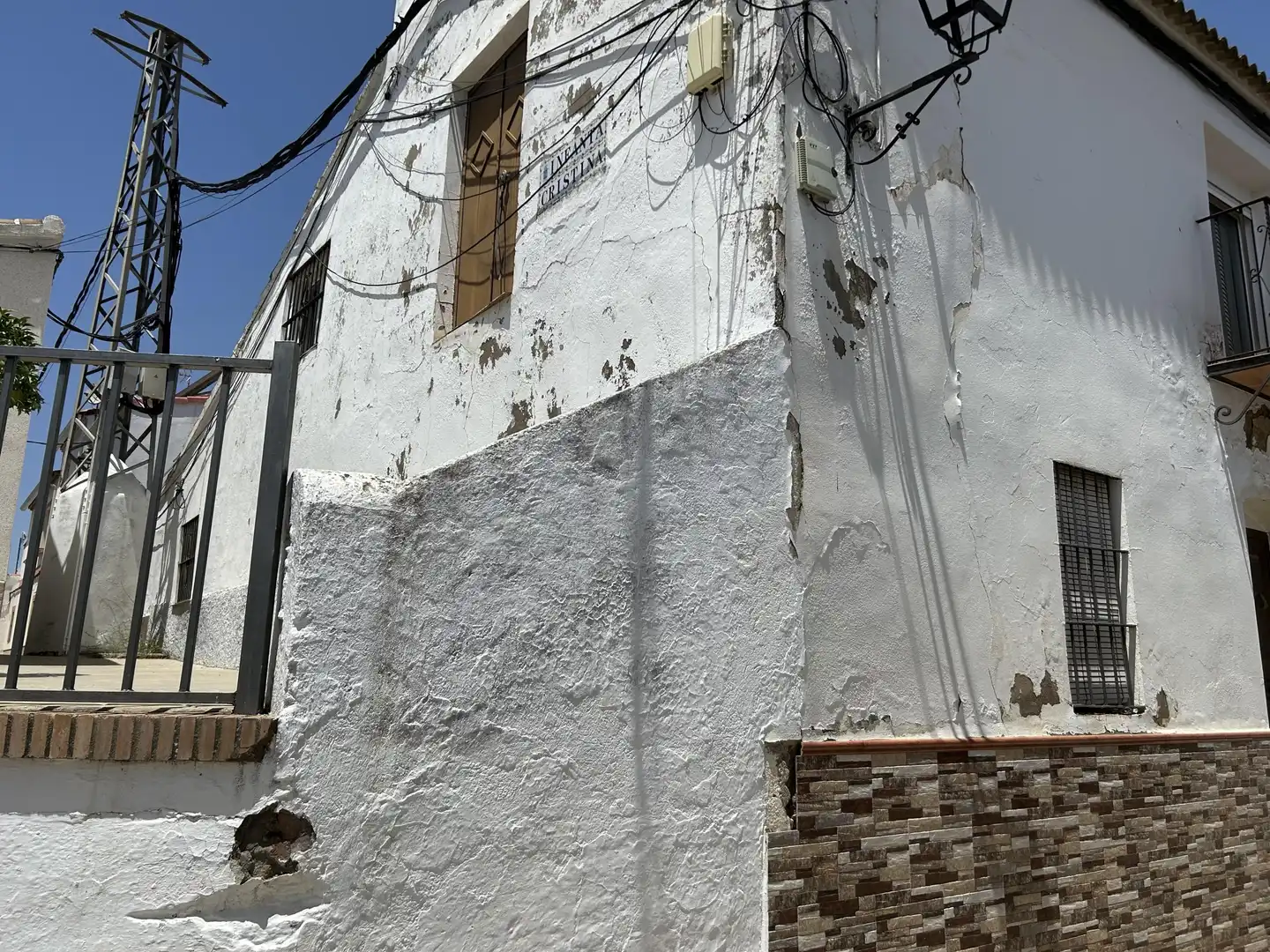 Vista exterior de Casa adosada en venda en Las Navas de la Concepción