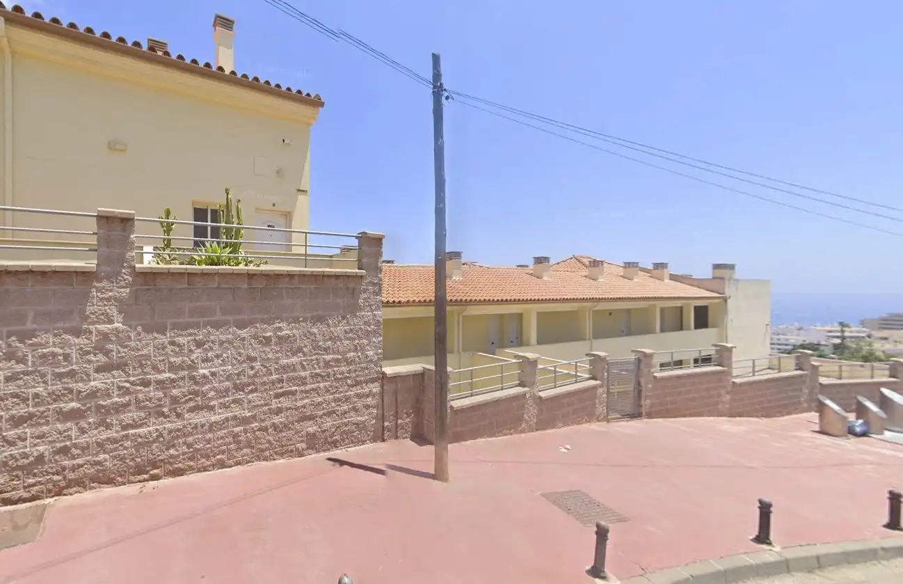 Vista exterior de Traster en venda en Fuengirola