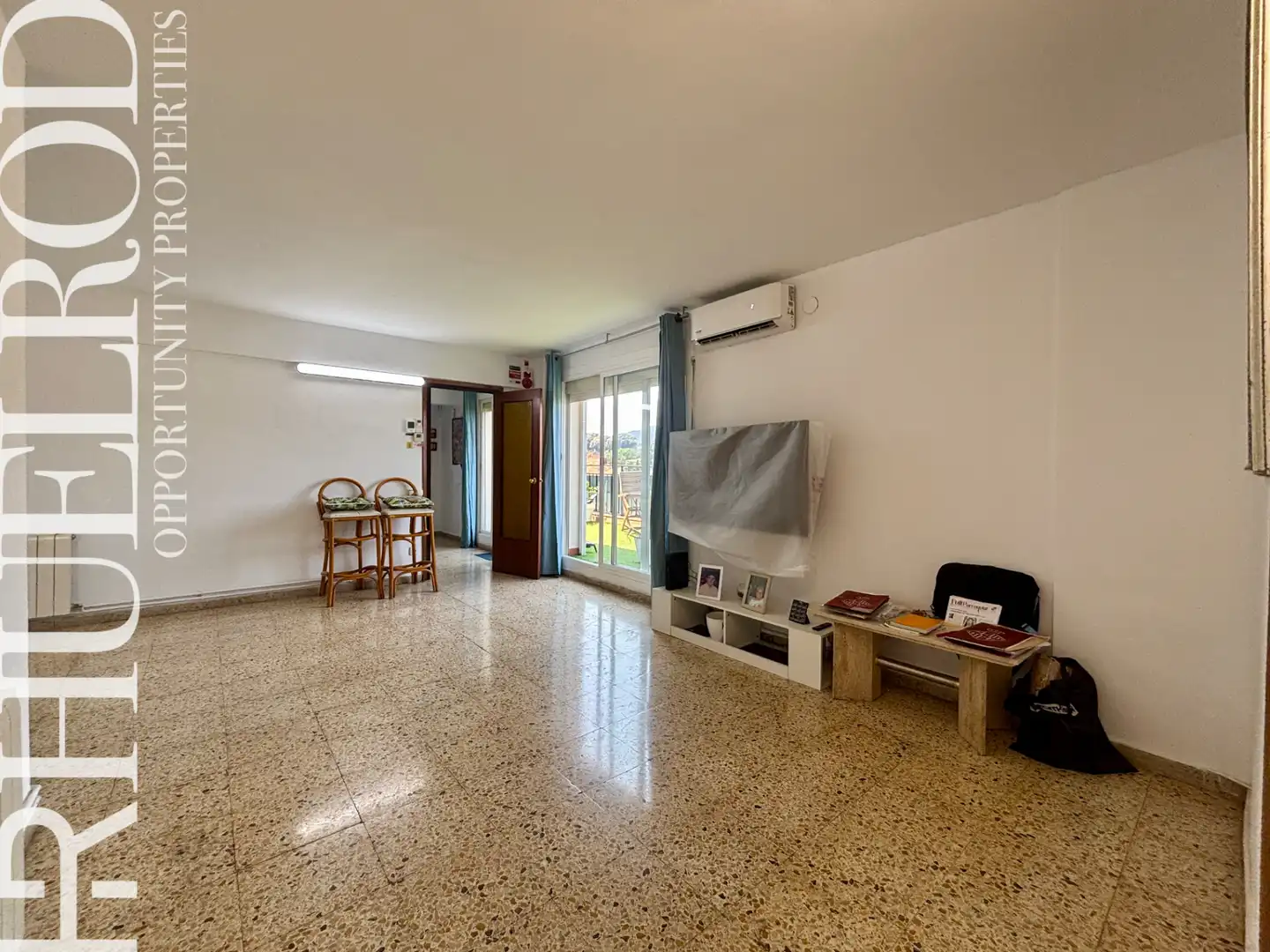 Sala d'estar de Àtic en venda en Pineda de Mar amb Aire condicionat, Calefacció i Terrassa