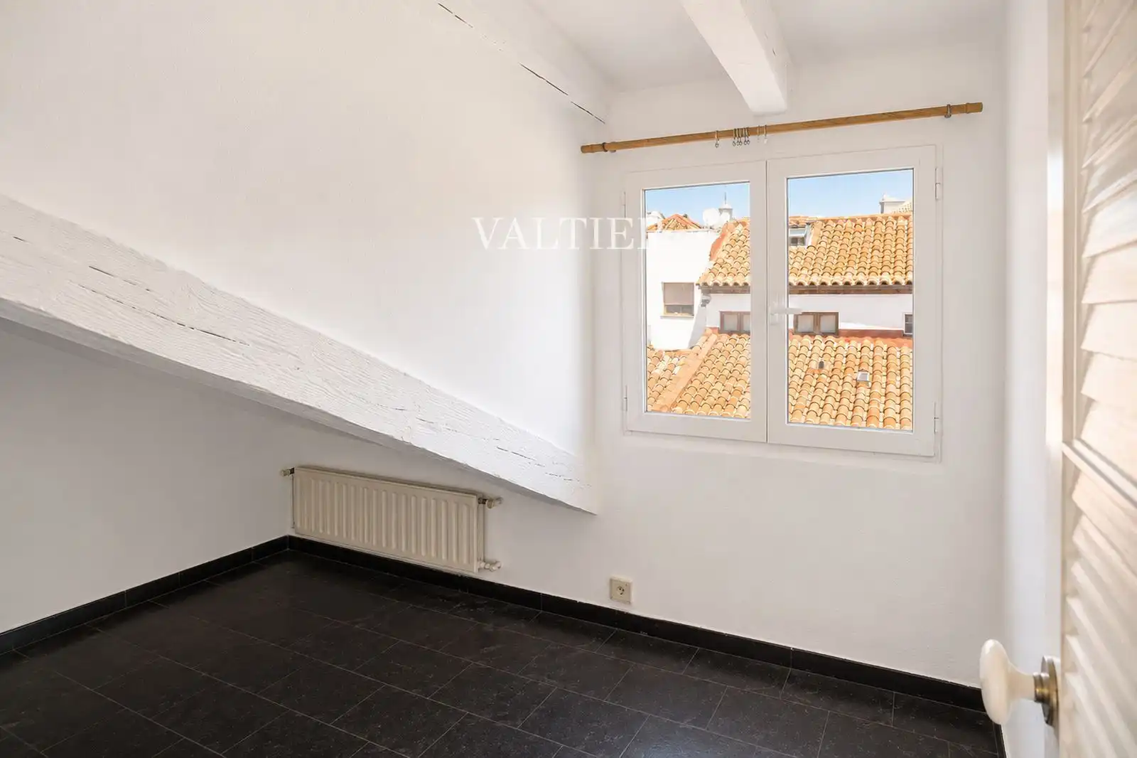 Dormitori de Dúplex de lloguer en Madrid amb Aire condicionat i Terrassa