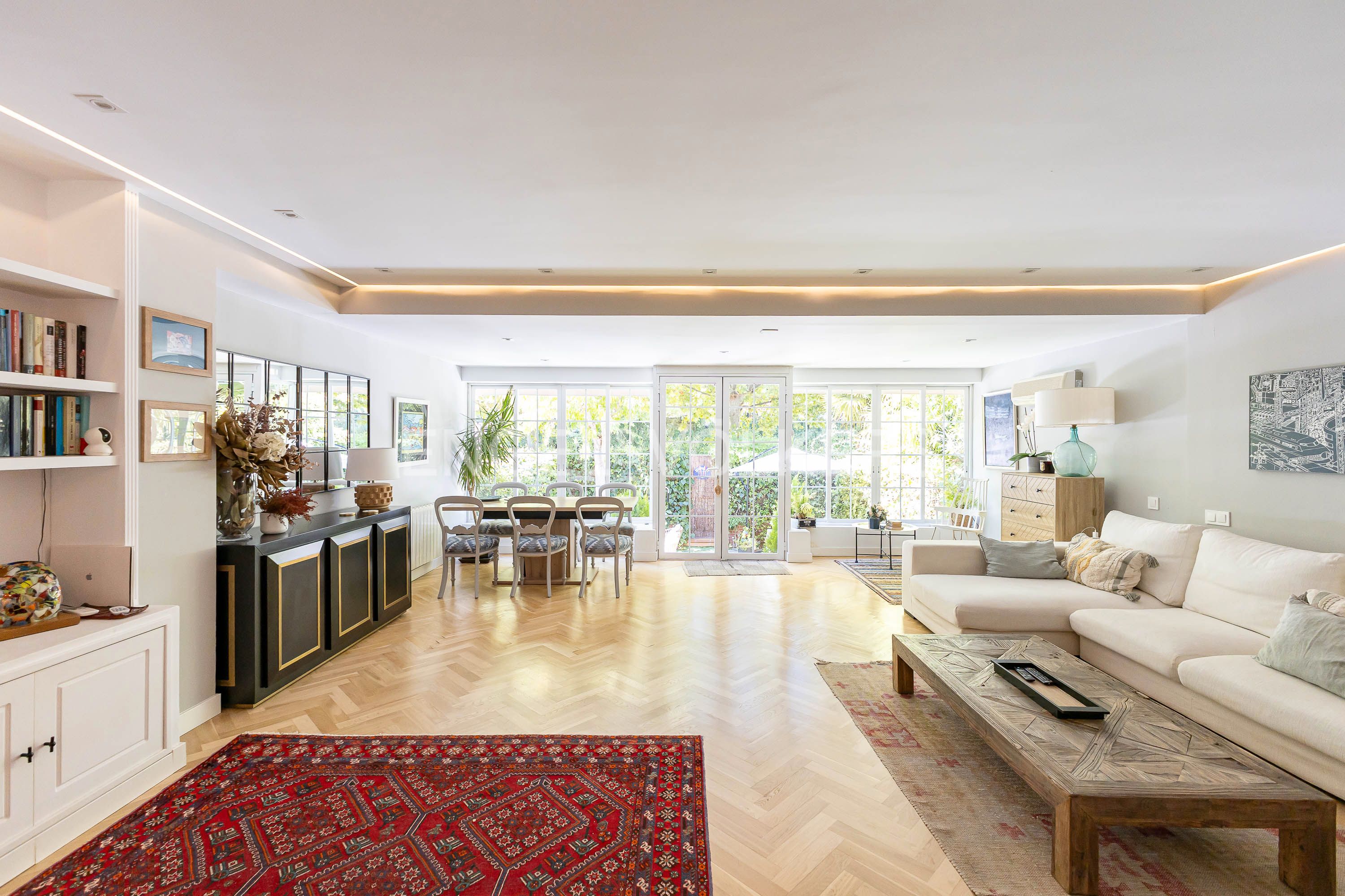 Sala de estar de Casa o chalet de alquiler en Club de Campo con Aire acondicionado, Calefacción y Jardín privado